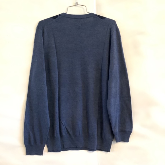 Jos.A.Bank  Blue V Neck Merino Wool Pullover Traveler Sweater *New with Tags* - Picture 2 of 8